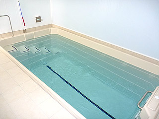 流水プール